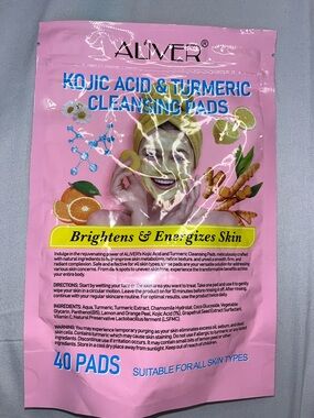 Sliver Kojic Acid & Turmeric Cleansing Pads — Brightening Exfoliating Pads (40)